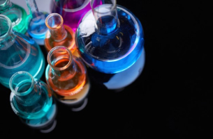 Pilot batch production of drugs 